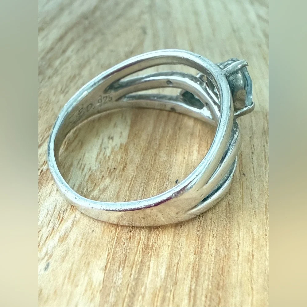 925 Sterling silver blue heart ring size 8.5